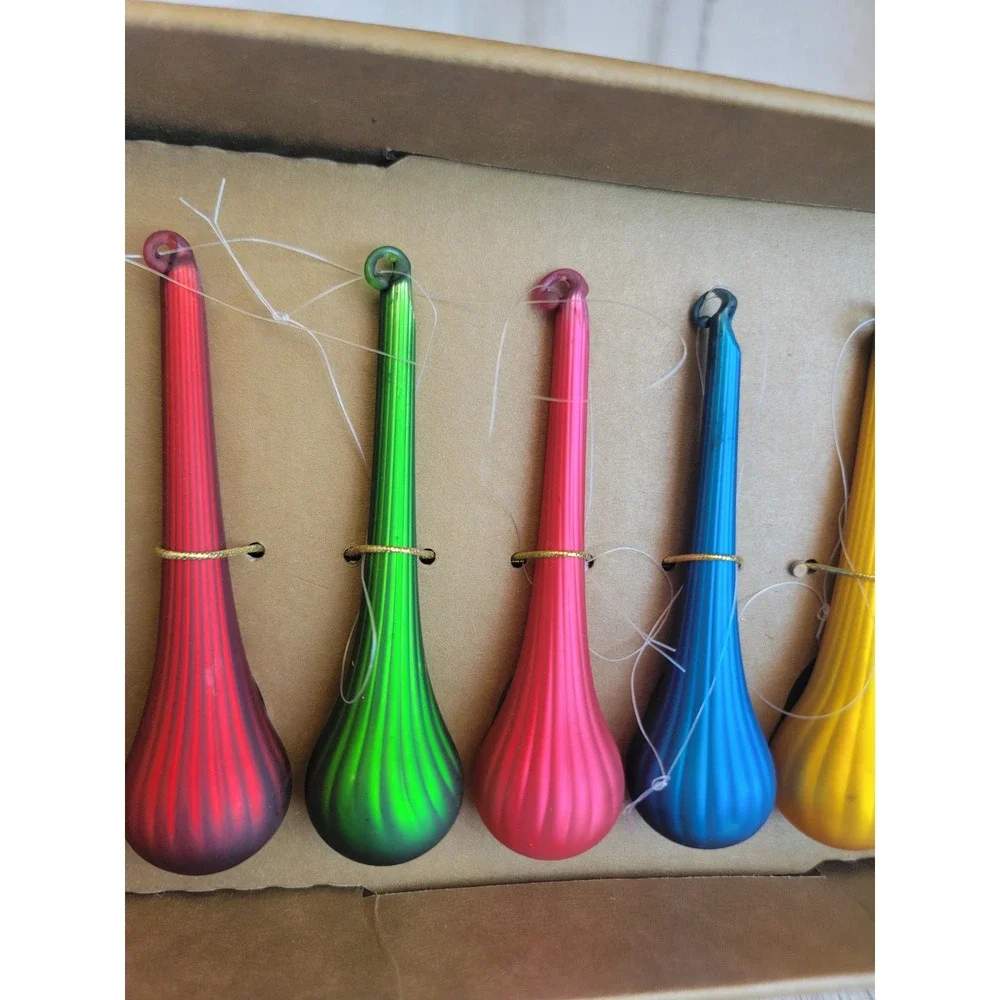 Crate & barrel rainbow glass teardrop glass ornament Xmas set unique decor